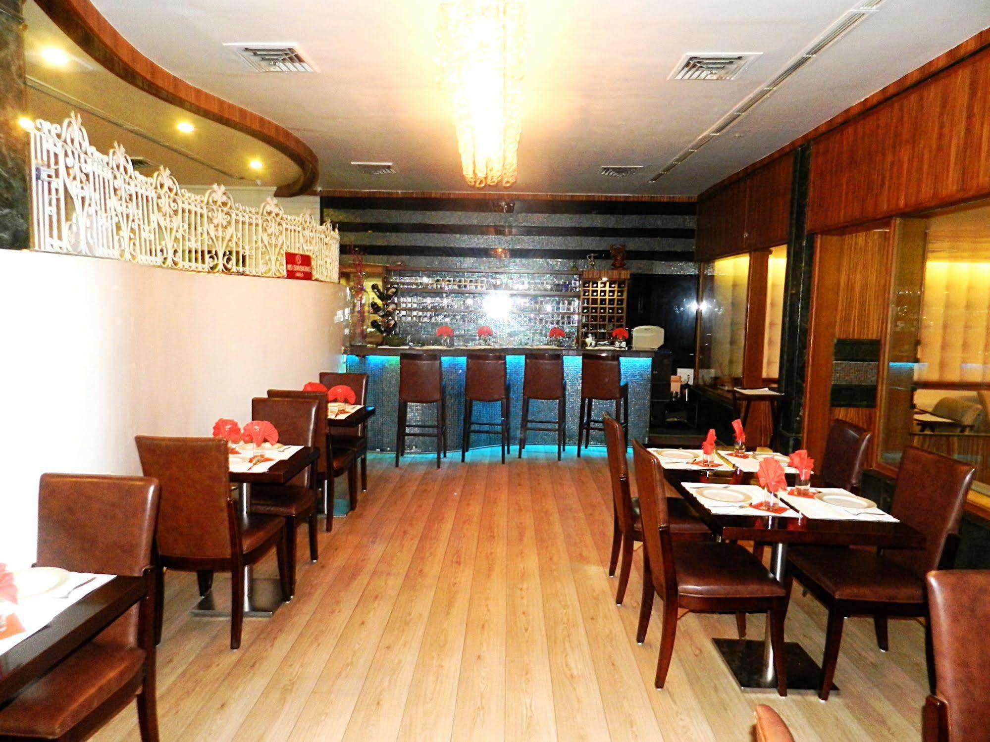 阿玛普莱特酒店 奥兰加巴德 外观 照片