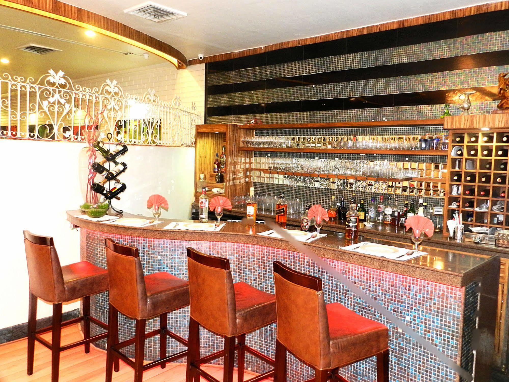 阿玛普莱特酒店 奥兰加巴德 外观 照片