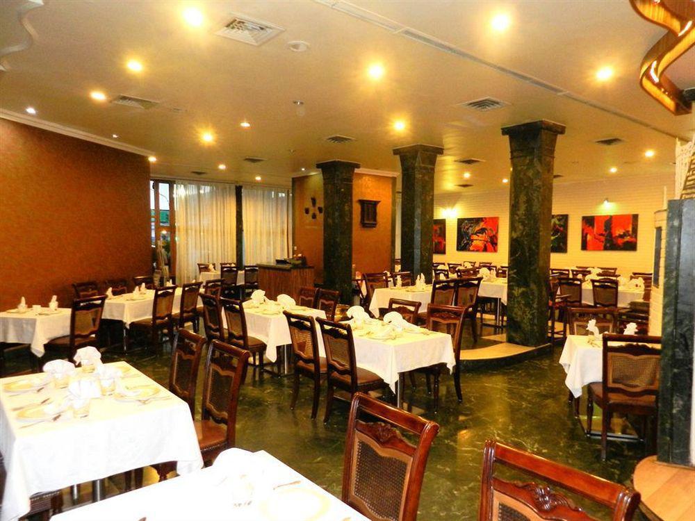 阿玛普莱特酒店 奥兰加巴德 外观 照片